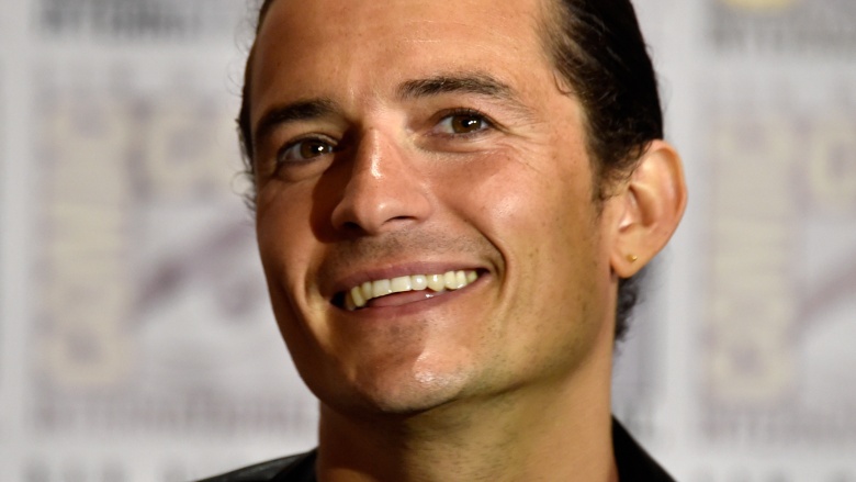 http://img1.looper.com/img/gallery/celebrities-with-weird-phobias/orlando-bloom-pigs.jpg