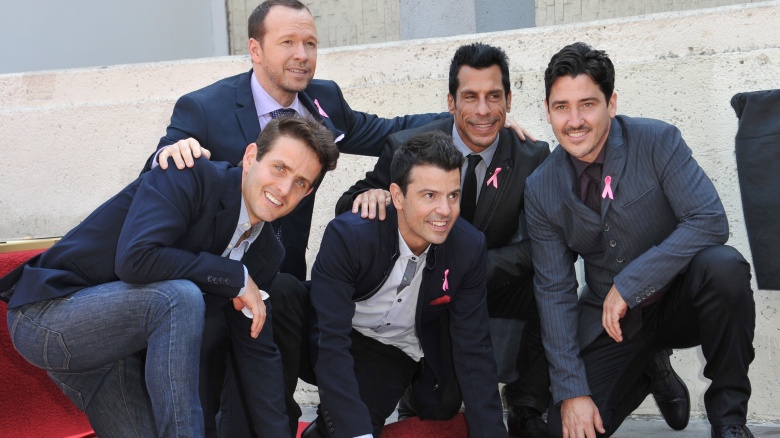 Tiffany: Jonathan Knight Is Gay