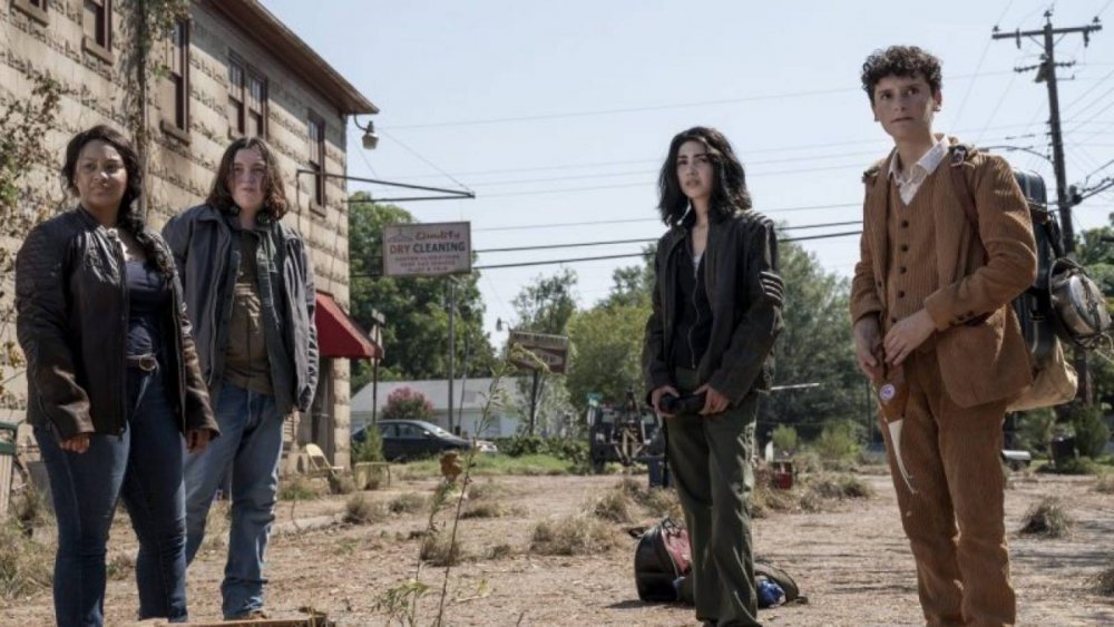 The main cast members of the spinoff series The Walking Dead: World Beyond