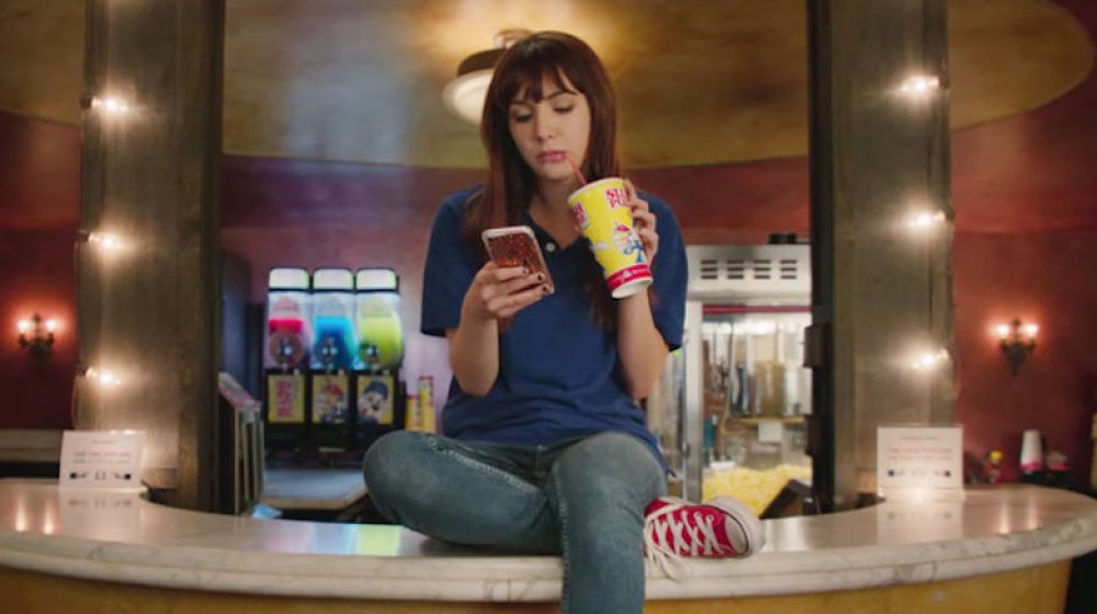 Hannah Marks in Banana Split