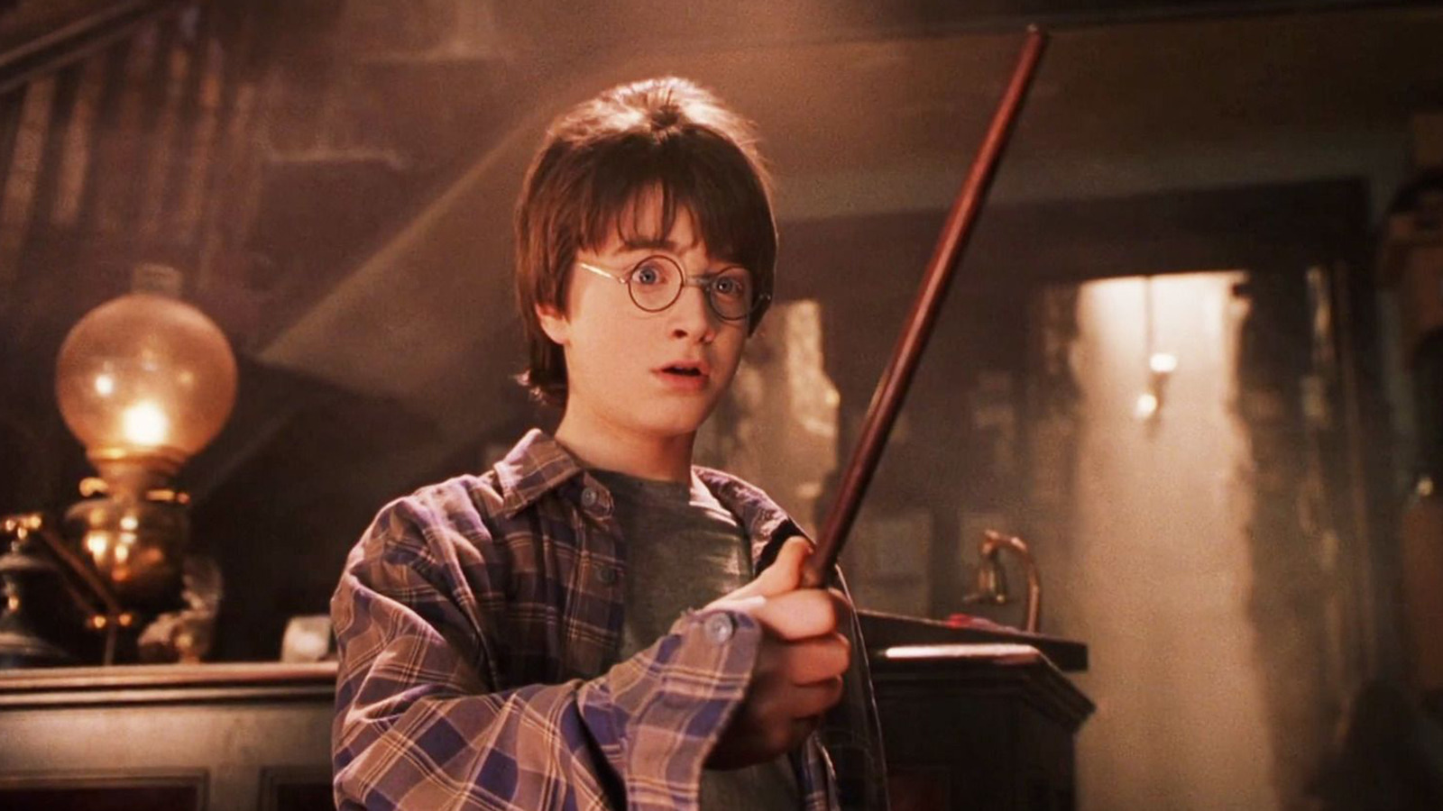 Why Daniel Radcliffe Had To Keep Replacing His Wands On